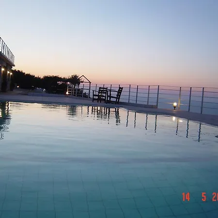 Aparthotel Nymphes Luxury Agia Pelagia (Kreta)