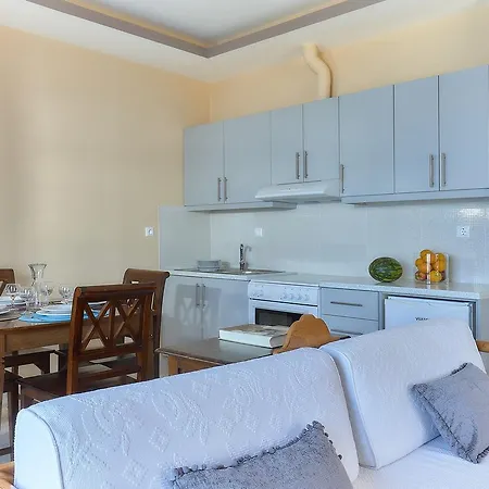 Aparthotel Nymphes Luxury