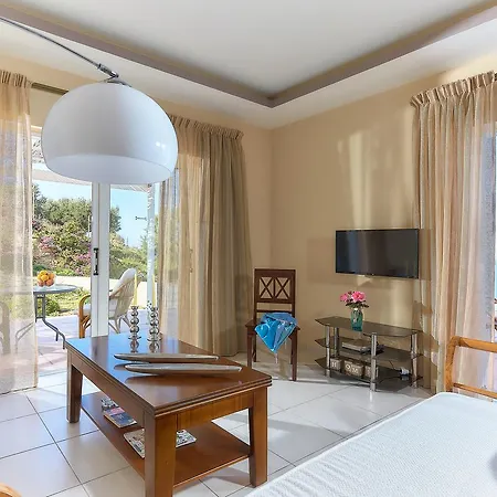Aparthotel Nymphes Luxury